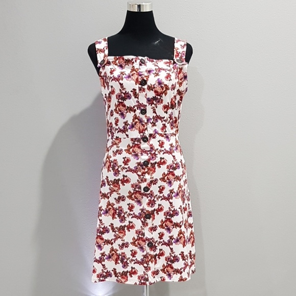 Dresses & Skirts - Floral Square Neckline Sleeveless Dress NWOT